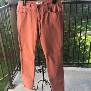 Size 6 Cabi Jeans Skinny Color: Coral
